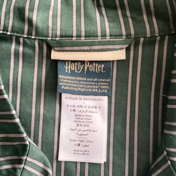 Pottery Barn Teen Harry Potter Slytherin Pajamas Small Green Stripe NWOT - Picture 6 of 16